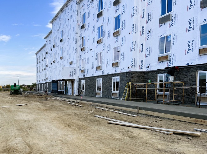 Woodspring_Suites_Wixom_2